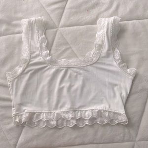 WHITE LACE TOP